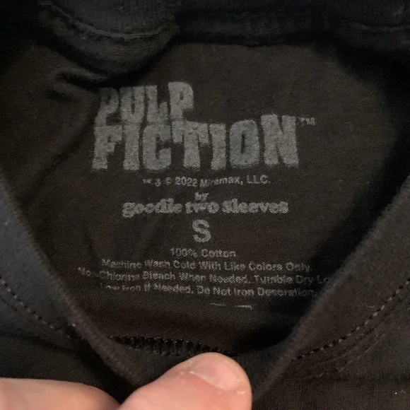 Pulp Fiction Shirt Mens Small Goodie Two Sleeves Movie Tee 2022 Dance Scene - Picture 3 of 7